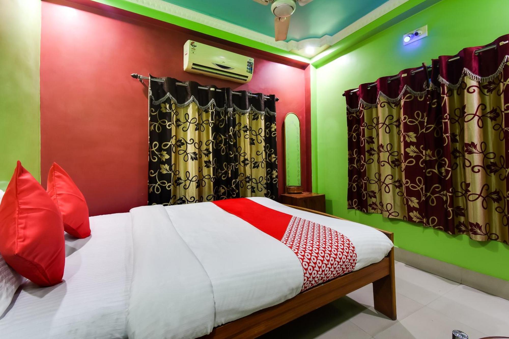 Oyo 44160 Hotel Sahana Jangipur Exterior photo