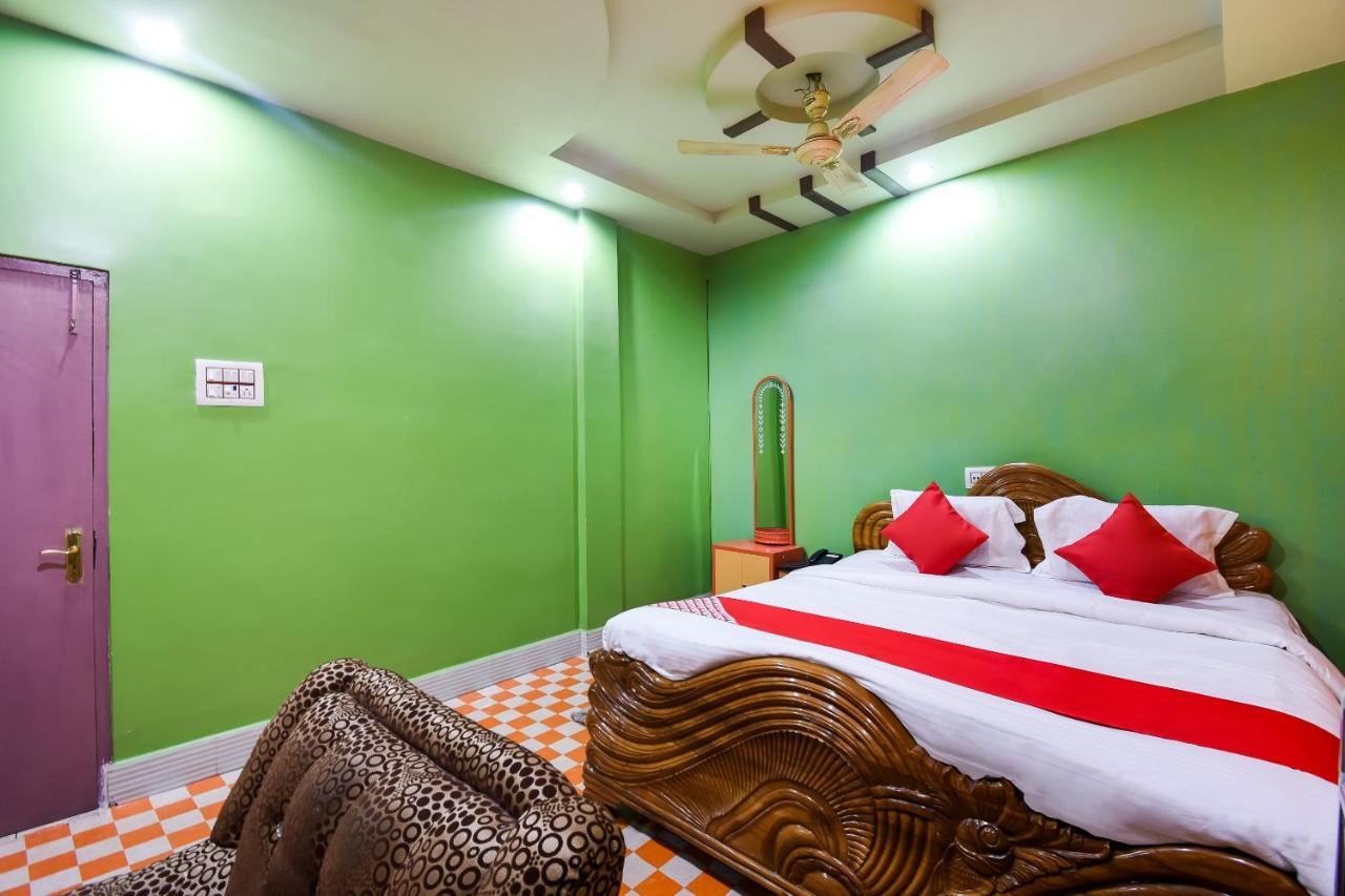 Oyo 44160 Hotel Sahana Jangipur Exterior photo